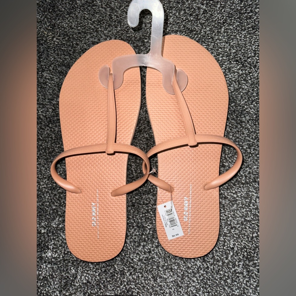 Old Navy T-Strap Flip-Flops for Women